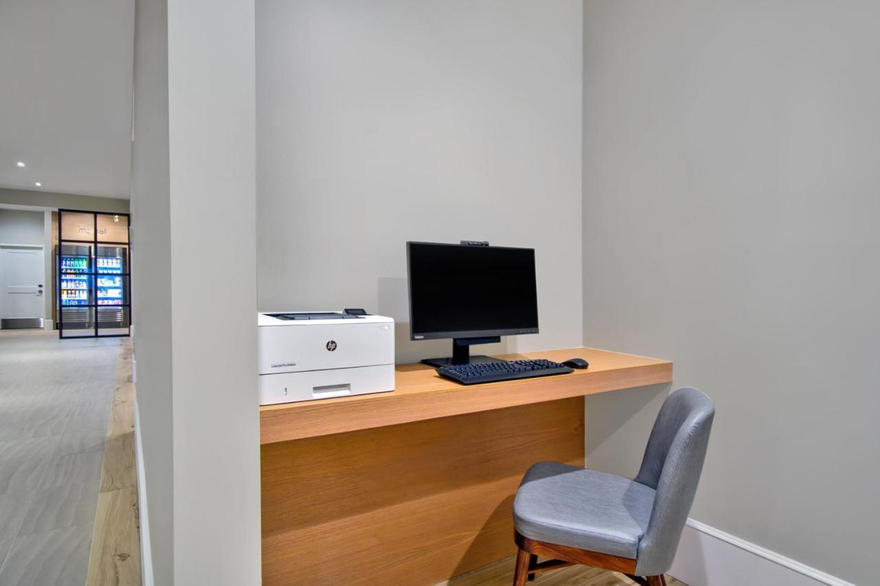 Residence Inn By Marriott Orlando At Flamingo Crossings Town Center Four Corners Exteriör bild